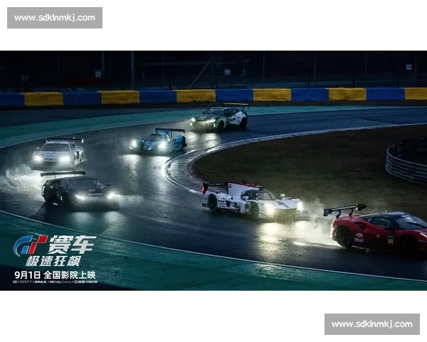 极速狂飙赛道争锋，速度与技巧的终极赛车对决